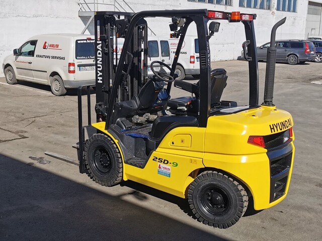 Dyzelinis autokrautuvas HYUNDAI 25D-9