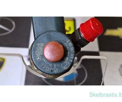 Kuro purkštukas Mercedes-C200,C220,C270,CLK270,E200,E220,E270 . 0445110072 - Image 2