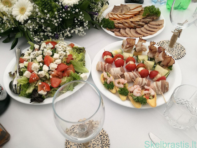 Vestuvių stalas. Maistas vestuvėms. banketai, furšetai